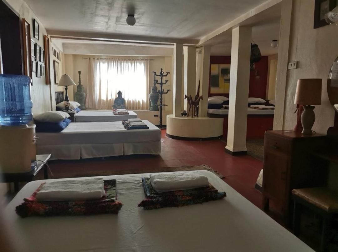 Casa Conchita Bed & Breakfast Taal Exterior photo